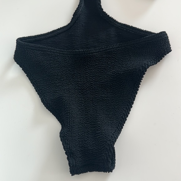 New bond-eye Thera Cutout Strapless One-Piece Swimsuit - Picture 8 of 10